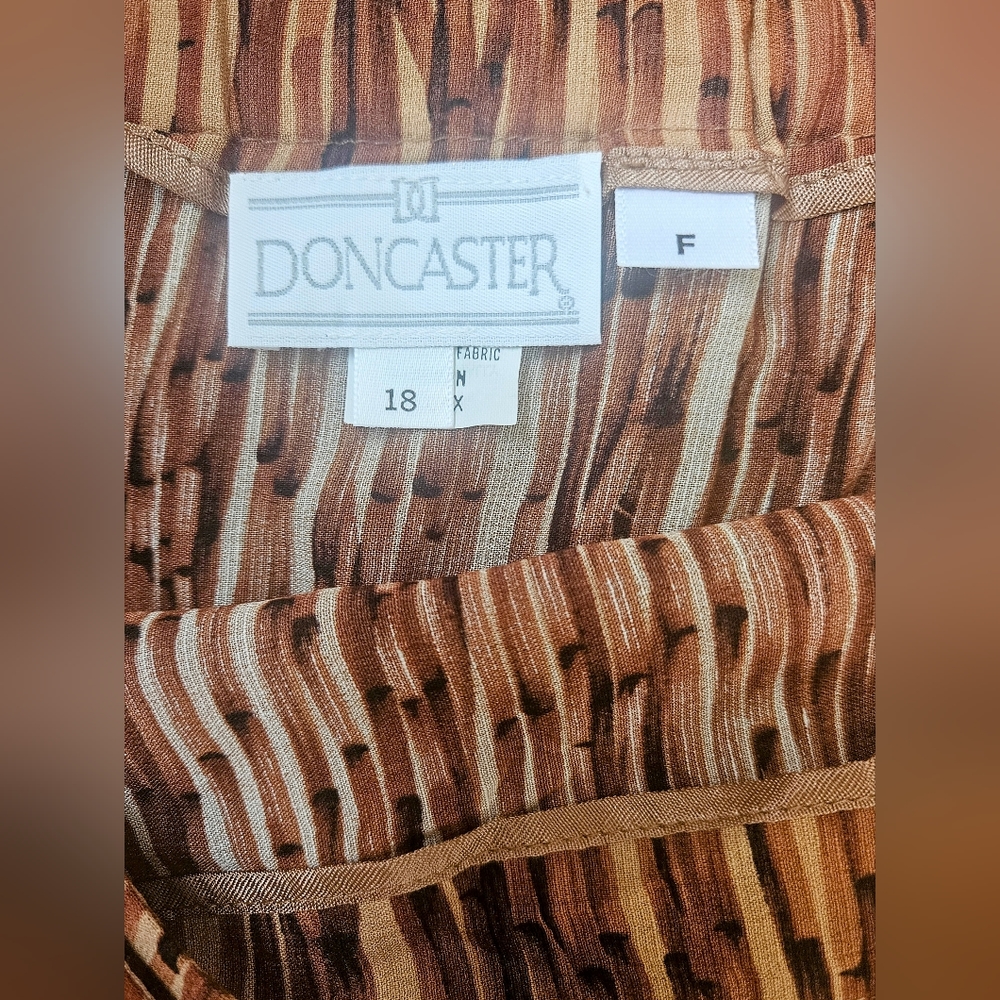 Doncaster NWOT Brown & Tan Bamboo Leaf Rayon & Flax Faux Wrap Skirt Size 18 - Picture 5 of 7